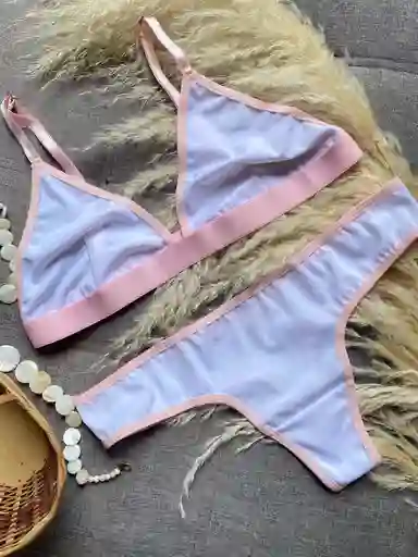Conjunto De Ropa Interior En Diversos Colores