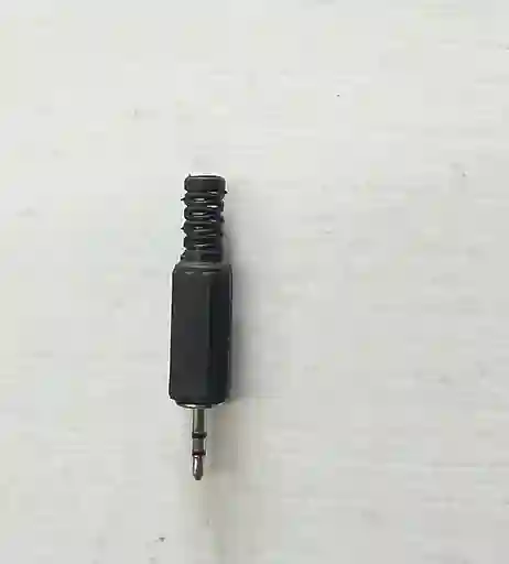 Plug Conector Stereo Macho 2.5mm