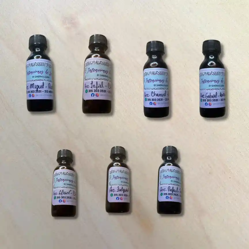 Kit De Aceites De Aromas Esenciales Con Energia Angelica Y Arcangelica (30ml Cada Una)