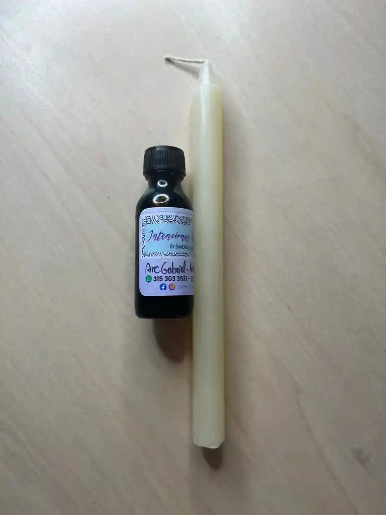 Kit: Energiza Tus Peticiones Con Elemento Fuego Y Los Arcangeles (vela Y Aceite De Aroma Esencial)