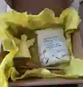 Kit Regalo: Armoniza Con Los 4 Elementos De La Mano De Los Arcangeles (vela, Cuarzo, Palo Santo Y Sal Marina)