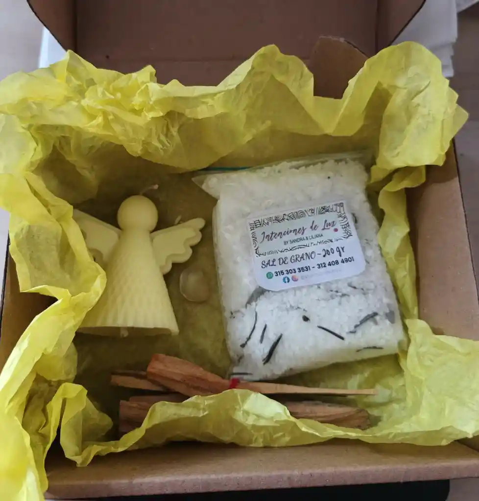Kit Regalo: Armoniza Con Los 4 Elementos De La Mano De Los Arcangeles (vela, Cuarzo, Palo Santo Y Sal Marina)