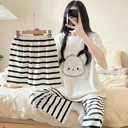 Pijama Tres Piezas Pochacco Talla Única (camiseta + Pantalón + Short)