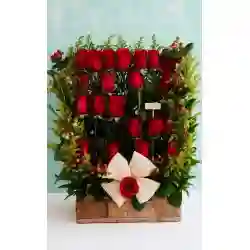 Arreglo Floral Rosas De Amor Y Amistad