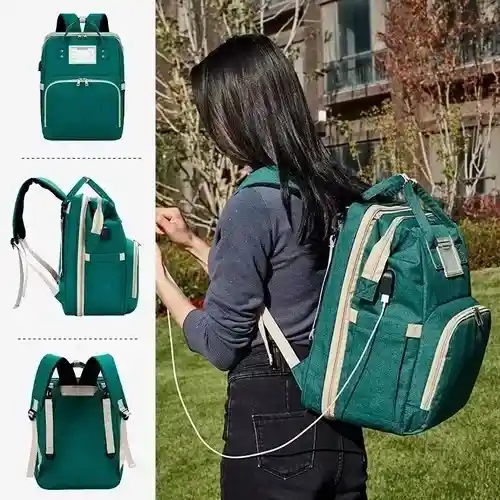 Bolso Pañalera Con Cambiador De Bebe Plegable Usb Color Morada