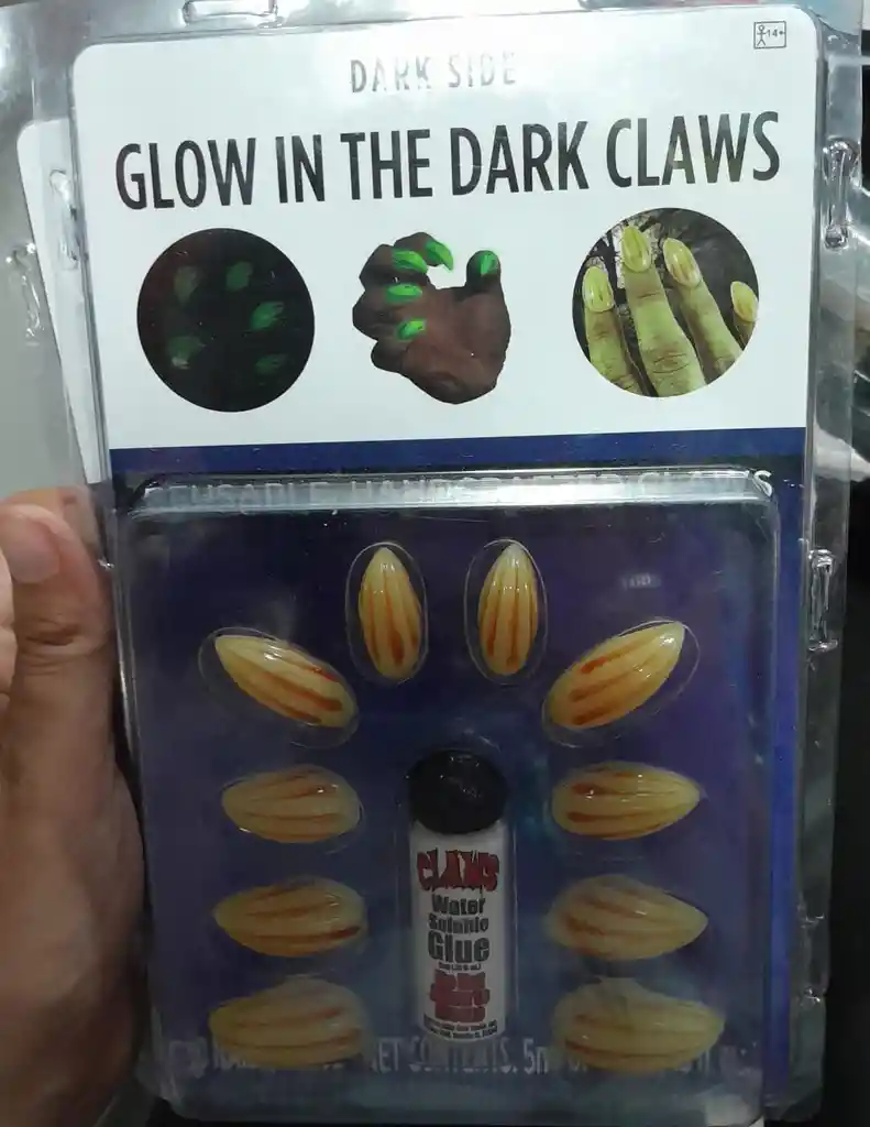 Glow In The Dark Claws