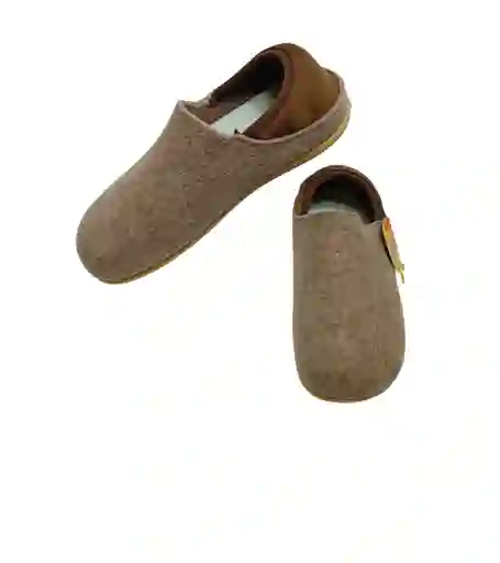 Pantufla Española Hotpotatoes Orsk Beige Talla 43