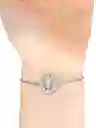 Pulsera En Acero Plateado Con Detalle De Virgen Y Circones