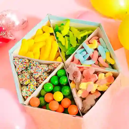 Caja Amor Y Amistad Corazon Grande Con Gomitas - Regalo Cumpleaños - Regalo Feliz Dia