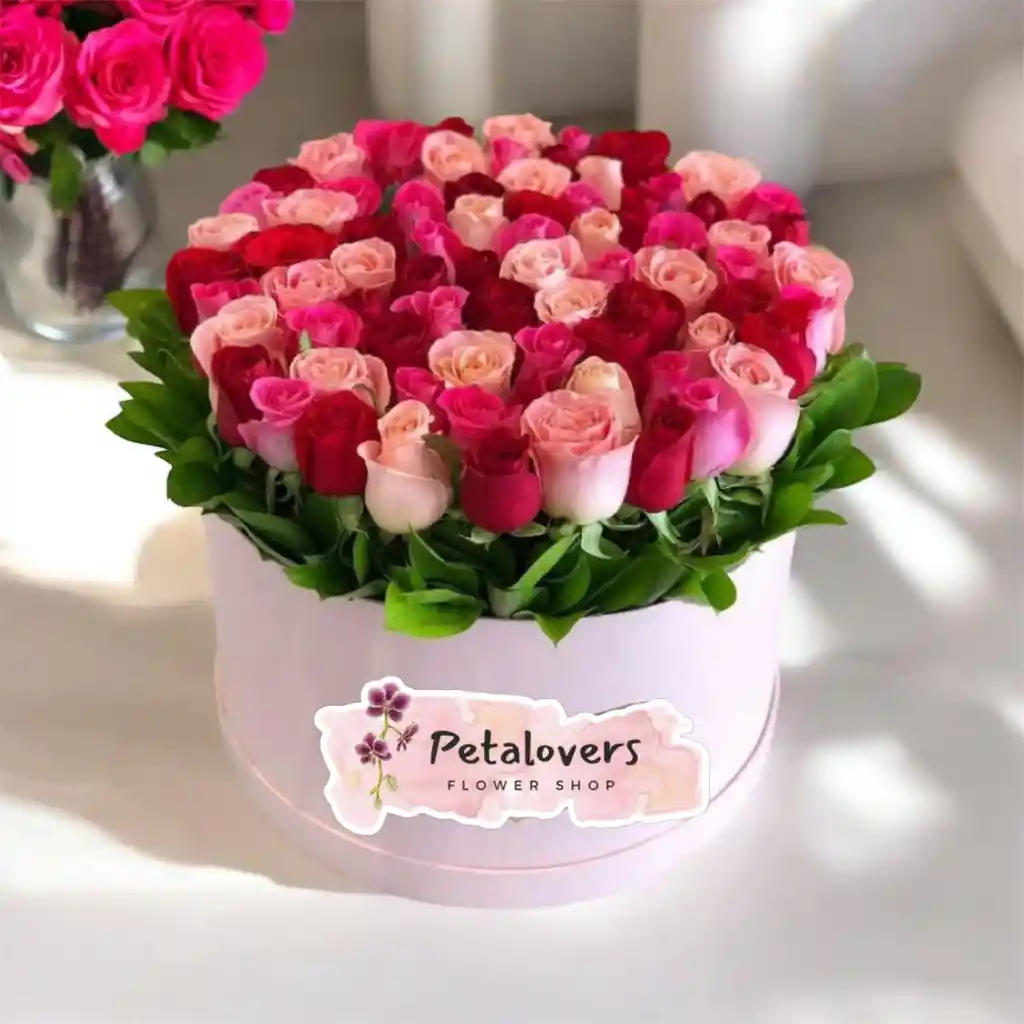 Detalles Caja Flores De 60 Rosas Surtidas