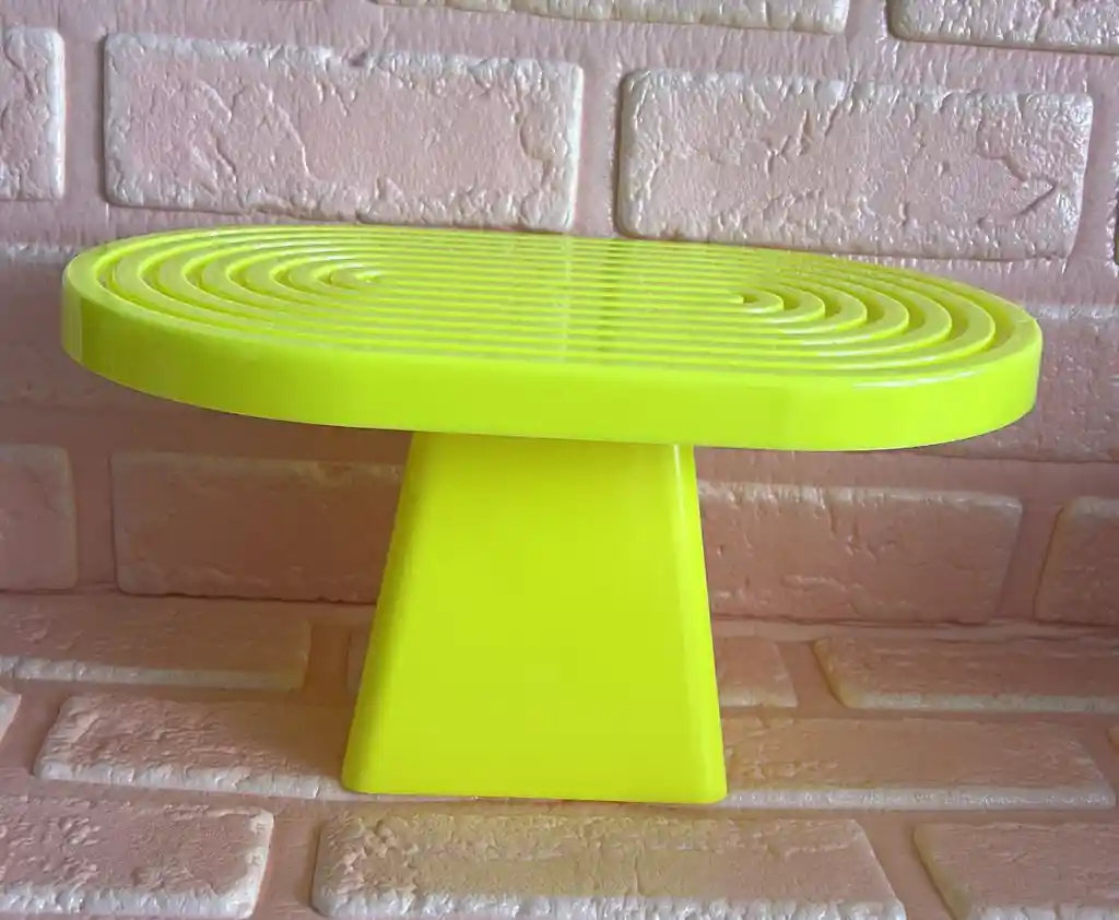 Soporte O Base Para Tortas Ovalada Amarilla Neon