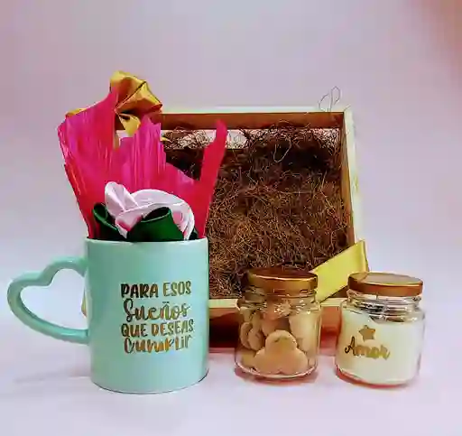 Caja De Regalo Sueños Por Cumplir ( Mug Y Vela)