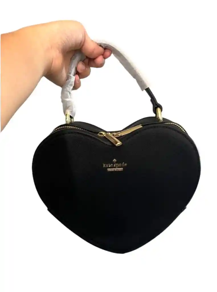 Bolso De Mano Diseño Corazon Color Negro