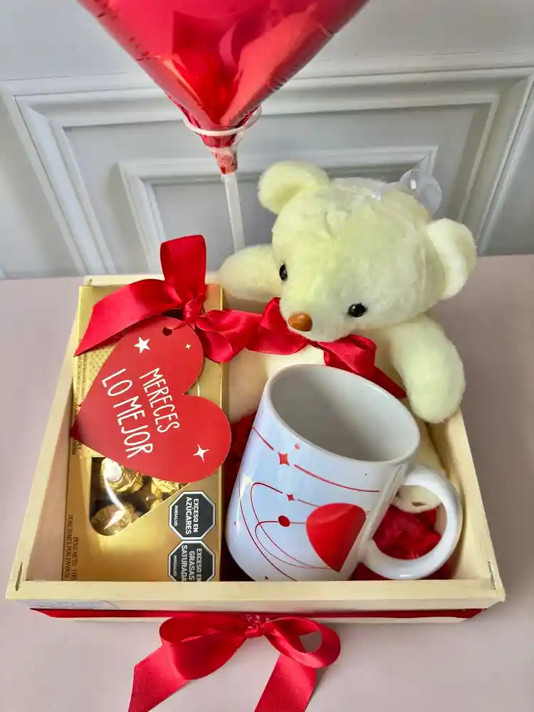 Regalo De Aniversario Con Peluche, Ferrero Rocher Y Mug.