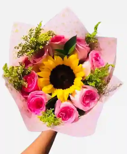 Arreglo De Flores Para Mujer -(buquet De Flores, Ramo De Flores, Regalo Para Mujer, Regalo De Amor Y Amistad )