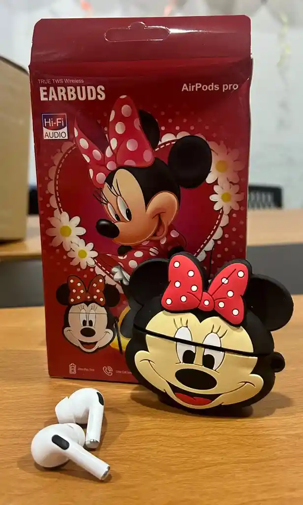 Audifonos Airpods Pro Con Diseño Barbie Y Minnie