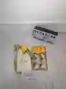 Caja De Lujo Pequeña Con Rosas Y Fresas Con Chocolate