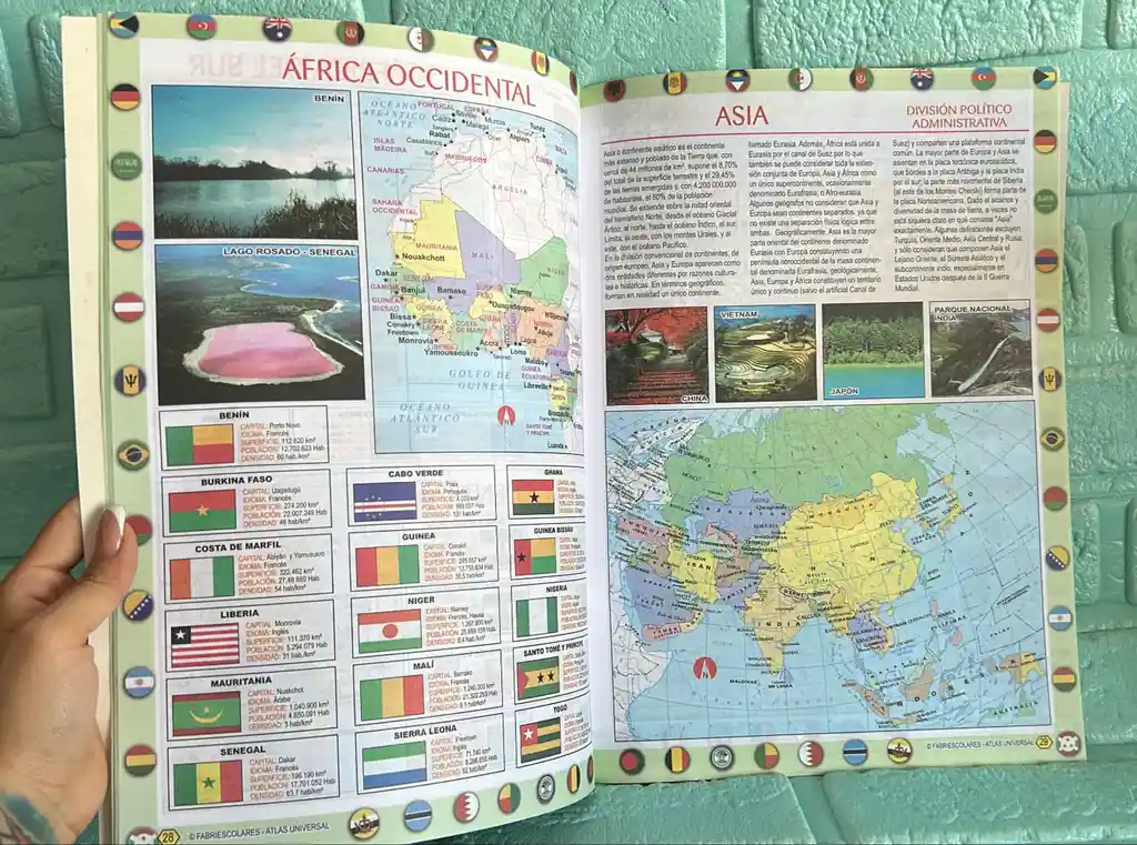 Libro Atlas Universal
