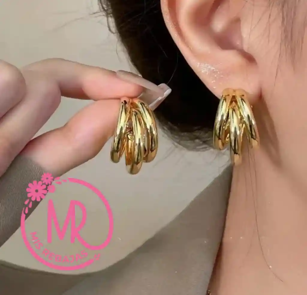 Aretes Dorados.