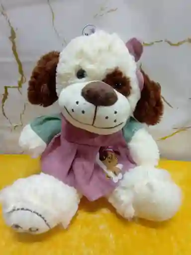 Peluche Perrito Vestido