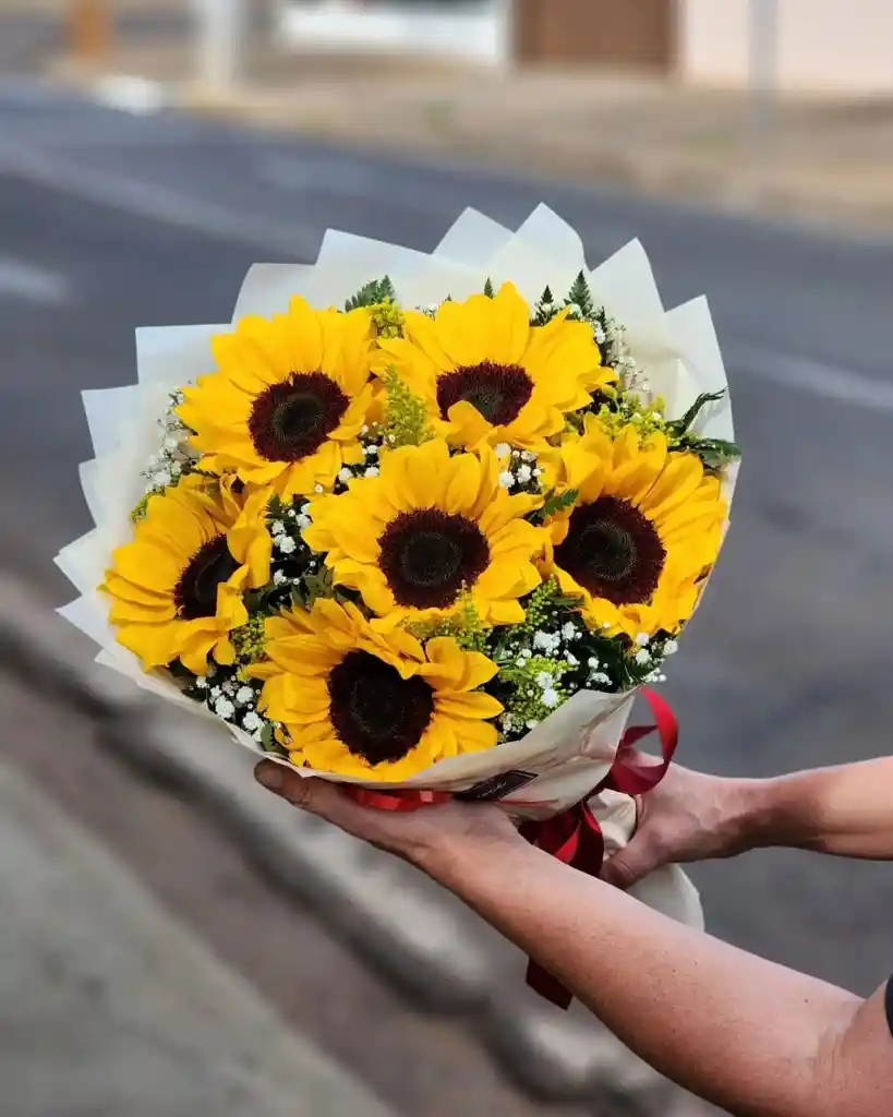 Bouquet De 6 Girasol En Papel Coreano