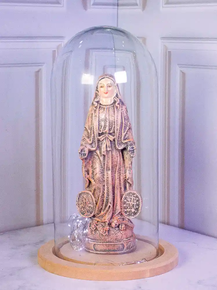 Vírgenes En Cupulas