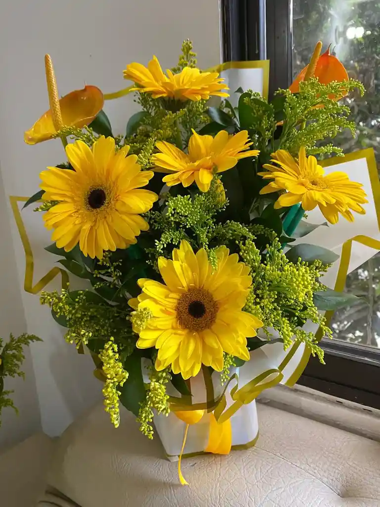 Hermoso Ramo De Gerberas Amarillas