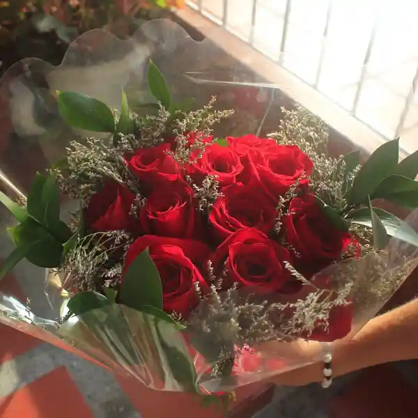 Ramo De Rosas Rojas