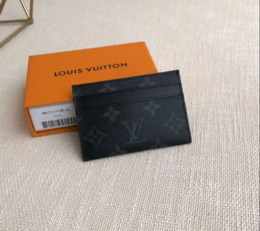 Tarjetero Para Dama O Caballero De Louis Vuitton Y Mont Blanc