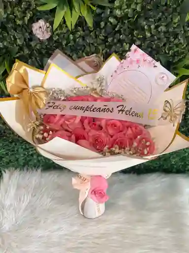 Bouquet De Rosas Rosadas Con Vinilo