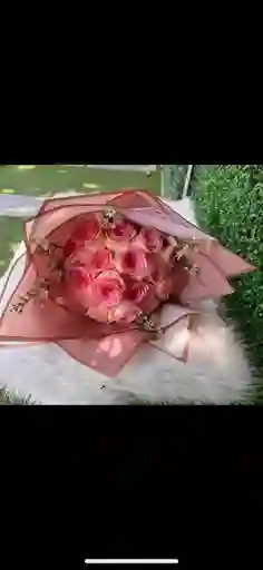 Bouquet De Rosas Rosadas Reina