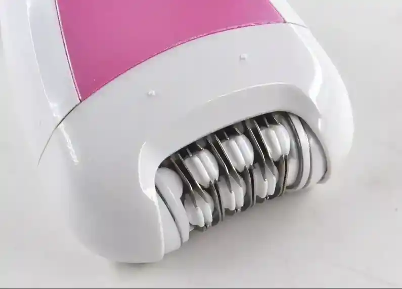 Maquina Depiladora Ducha Mujer Gemeigm-7006