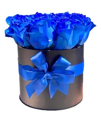 Flores De Rosas Azules En Caja
