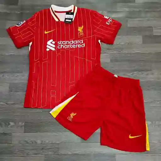 Uniforme Liverpool