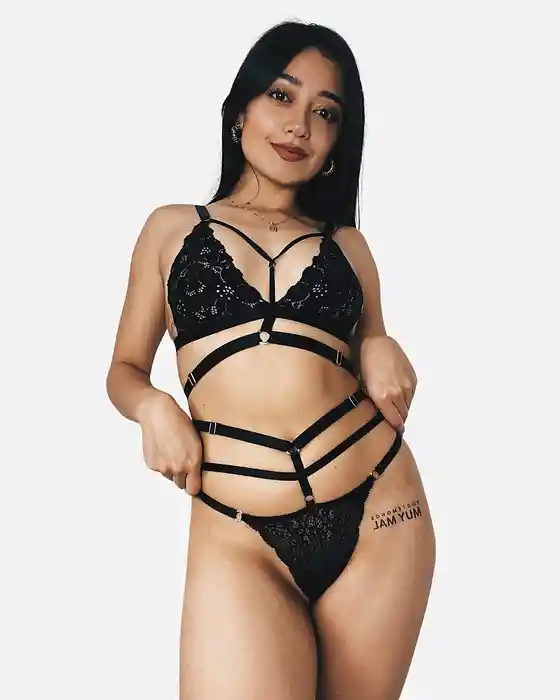 Conjunto En Encaje Mai (bralette + Panty)