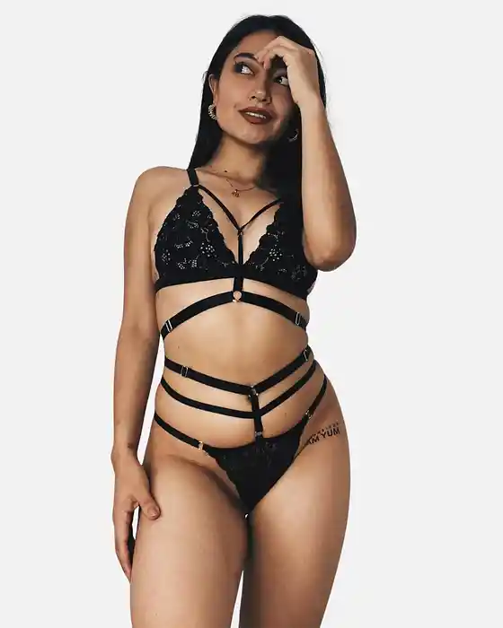 Conjunto En Encaje Mai (bralette + Panty)