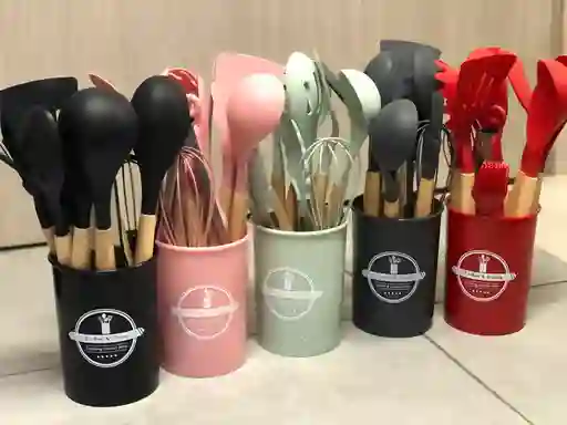 Set De 12 Utensilios Para La Cocina En Silicona