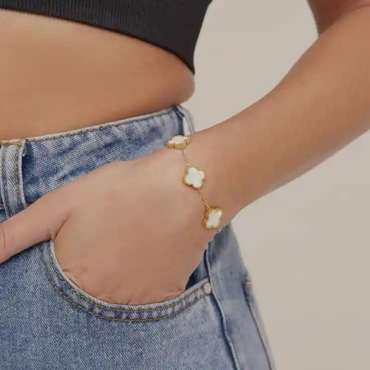 Pulsera Trebol Clov Piedra Blanca Dorado Rodinado