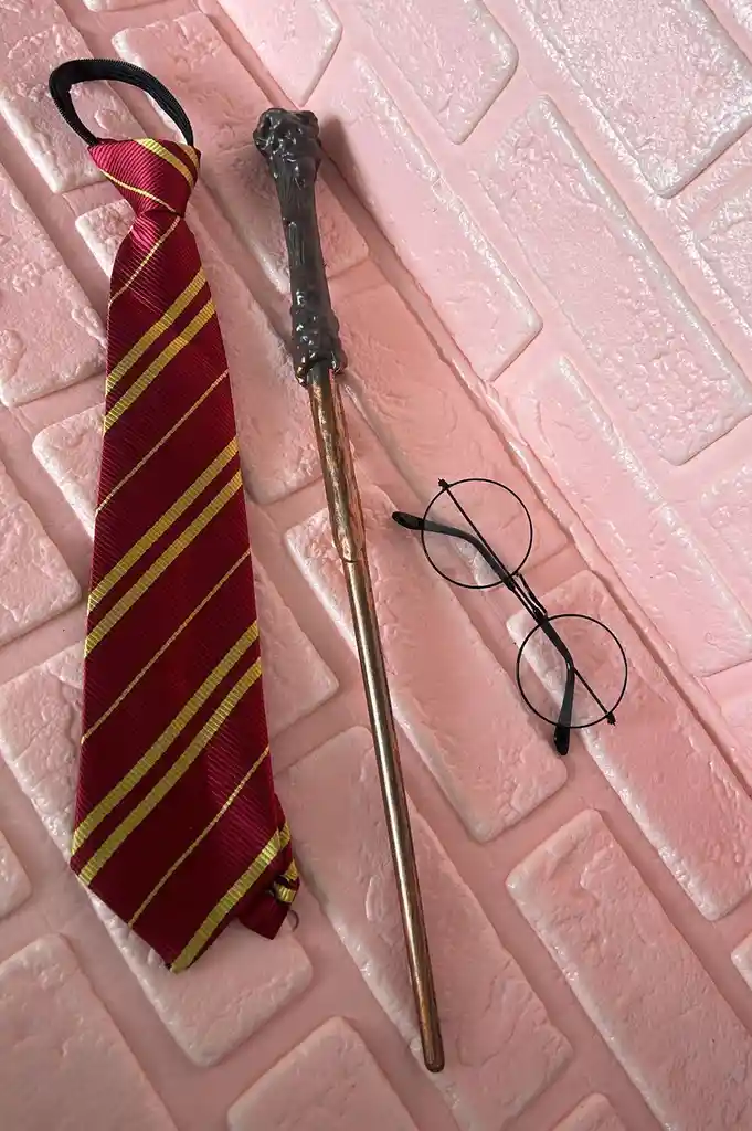 Accesorios Harry Potter Corbata / Gafas / Varit Halloween