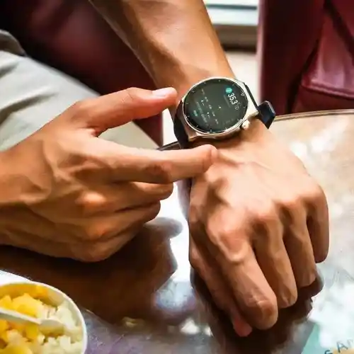 Smartwatch K700