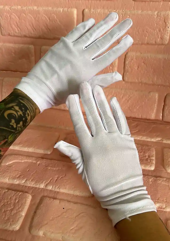 Guantes Lisos Blancos Cortos