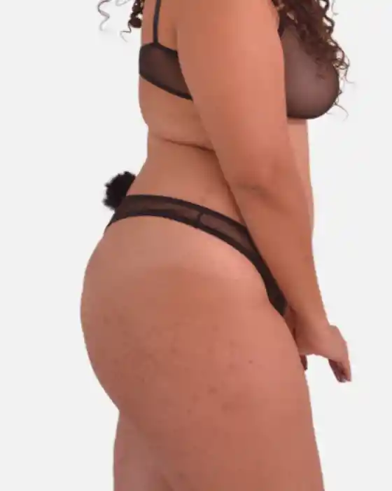 Tanga Transparente Con Pompón De Conejita