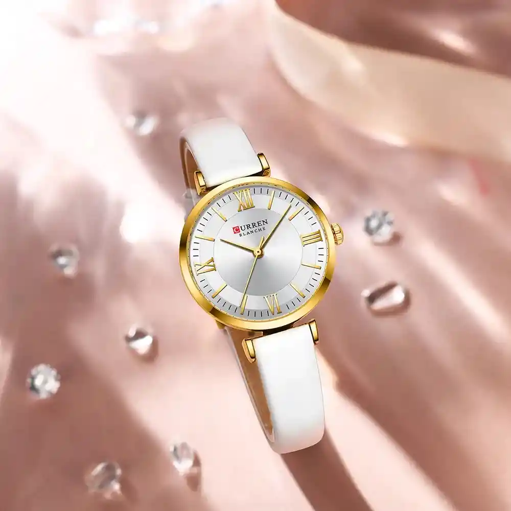 Reloj Curren 9079 En Cuero Para Mujer Blanco