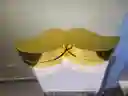 Caja Dorada Bigote Para Hombre