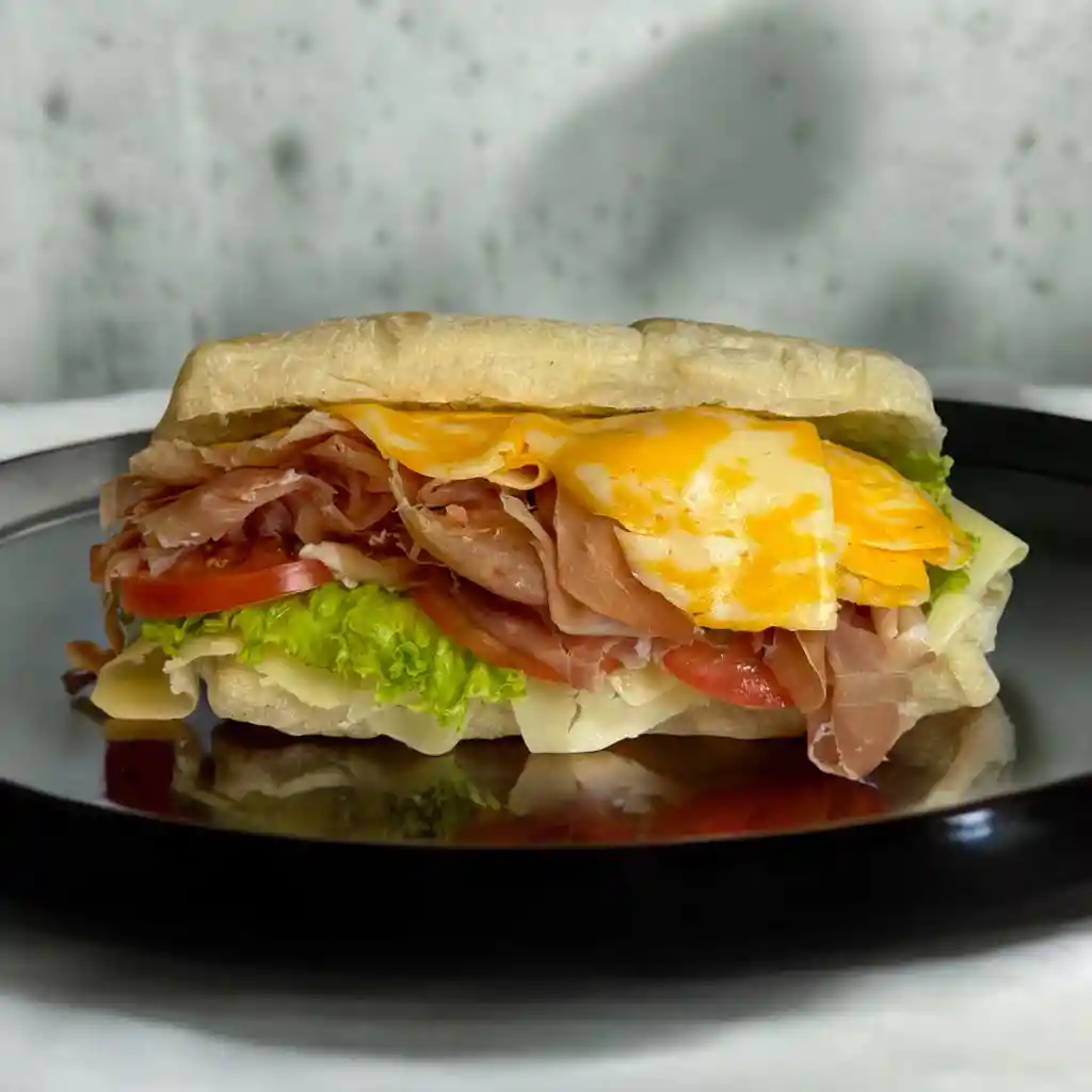 Sandwich Jamón Serrano