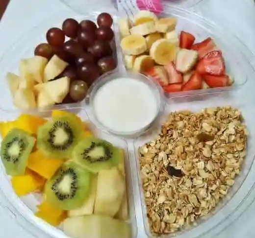 Bandeja De Desayuno Mix De Frutas