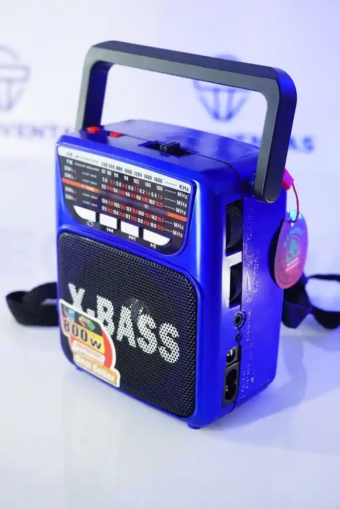 Mini Radio Recargable Universal, Am/fm/sw/mp3/usb/sd/linterna