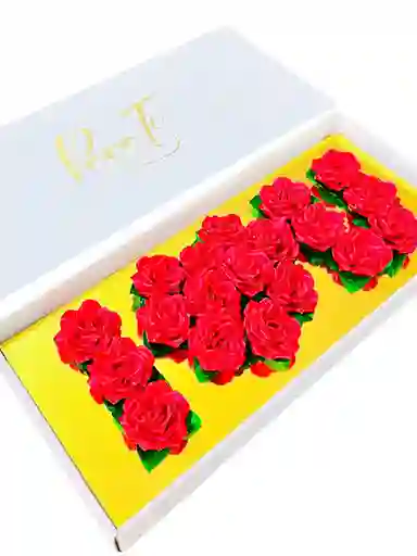 Super Mega Caja Regalo De Rosas Eterna Amor Eterno - Feliz Dia - Feliz Cumpleaños - Grado