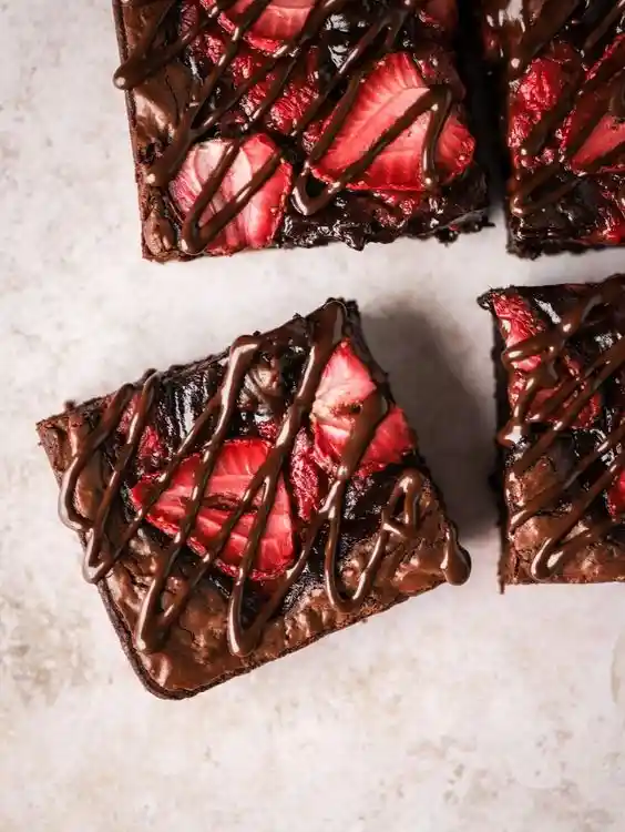 Brownie Fresas Con Chocolate