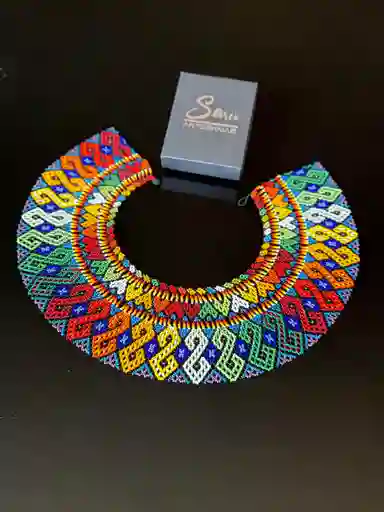 Collar Embera